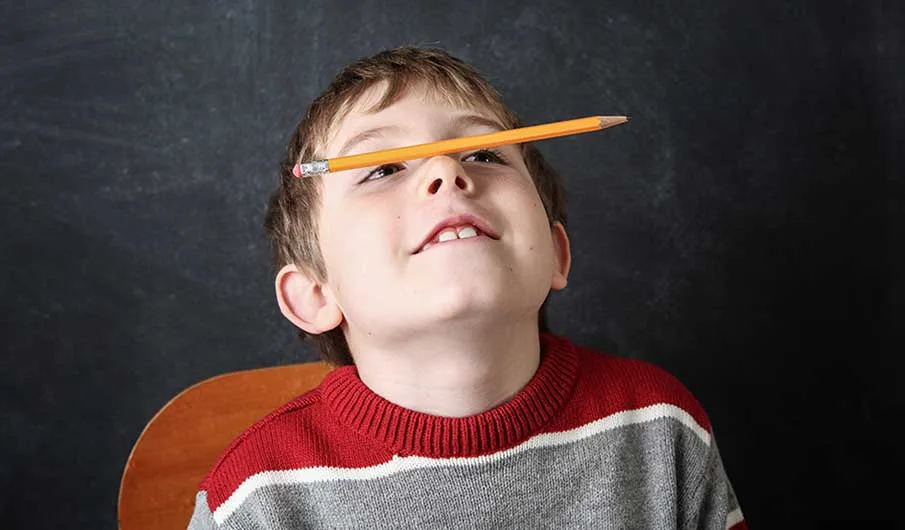 راهنمای کامل درمان غیردارویی بیشفعالی و نقص توجه (ADHD) در کودکان؛ نقش کاردرمانی ذهنی - شناختی و تقویت عملکردهای اجرایی مغز در شمال تهران